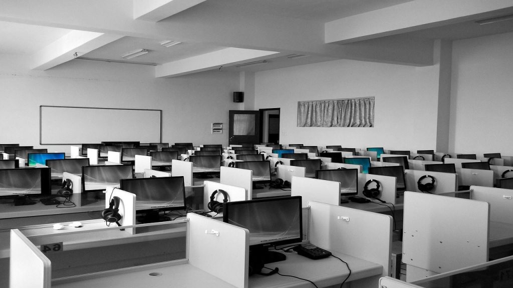 Carpets for Schools A Guide to Commercial Carpeting
