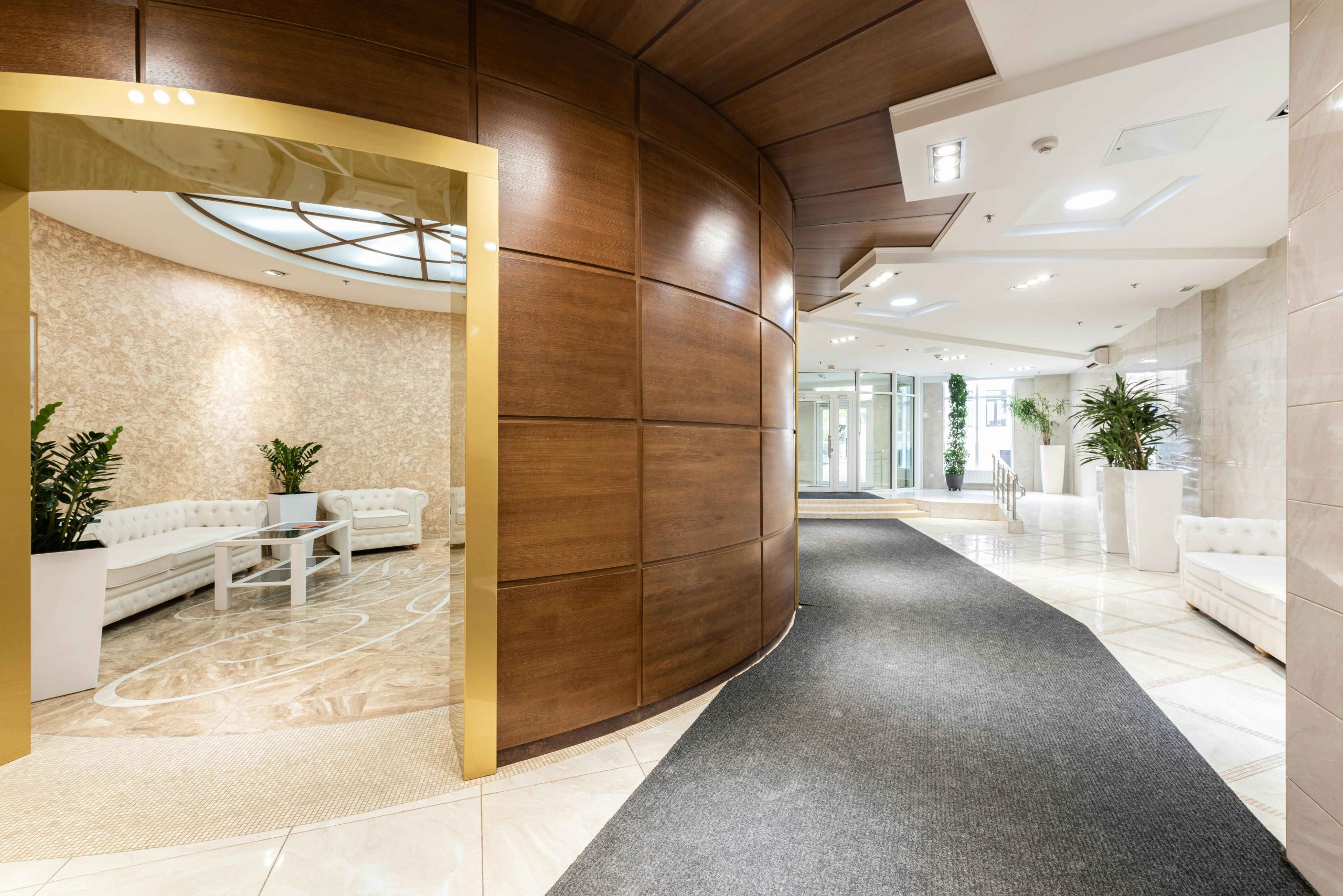 How to Select Hallway Carpets for Sale That Suit Your Office or Retail Space
